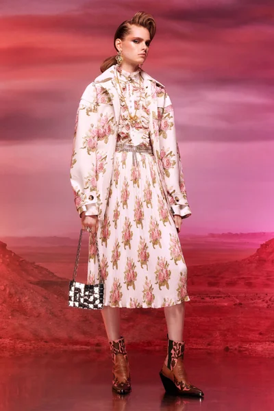 Look 4